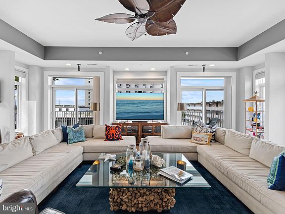 5th image of 5 87th St Unit 303