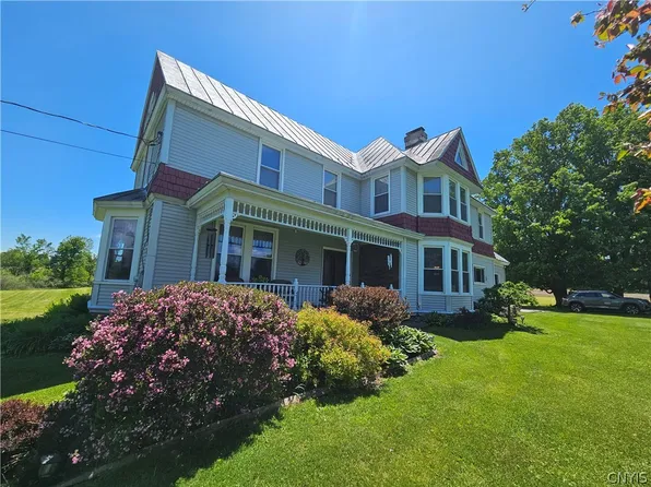 10094 Powell Rd, Holland Patent, NY 13354