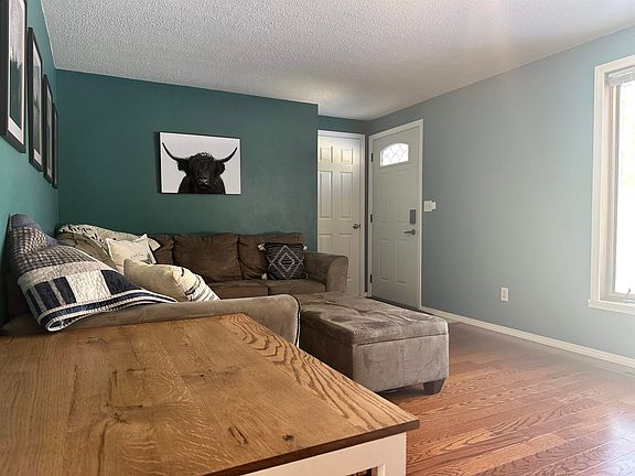 5th image of N6623 Meadowview Dr