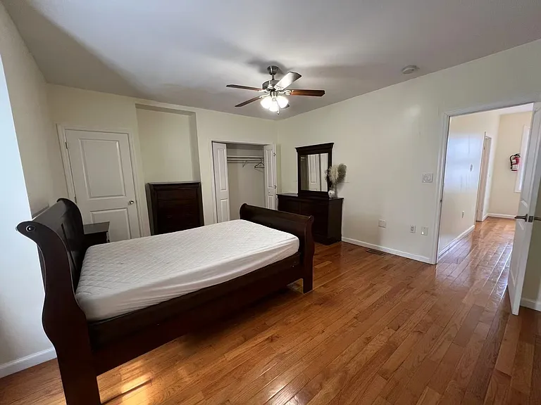 125 S 16th St #2 — Photo 13