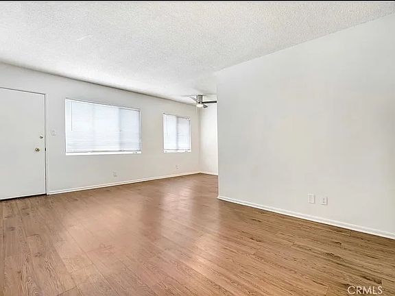 3rd image of 12400 Mitchell Ave #6