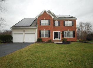 9 Birch Dr, Plainsboro, NJ 08536