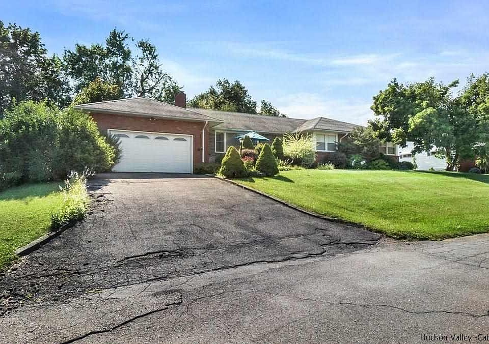 26 Country Lane, Lake Katrine, NY 12449 Zillow