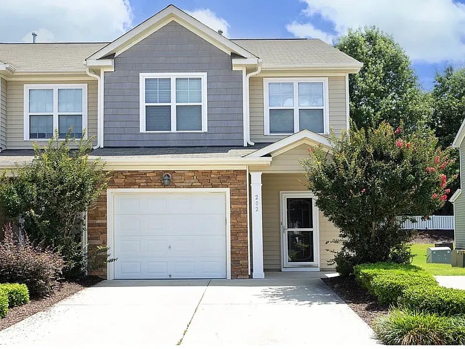 202 Leighann Ridge Ln #1