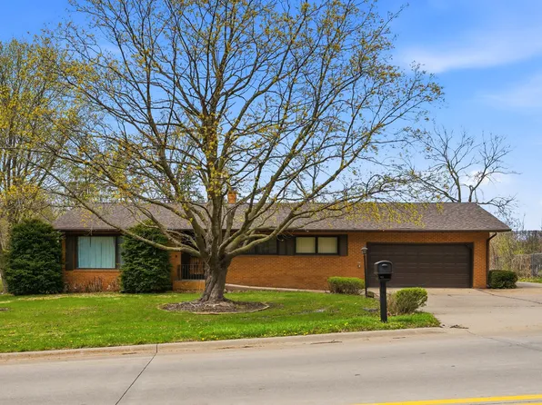 512 Colorado St, Muscatine, IA 52761