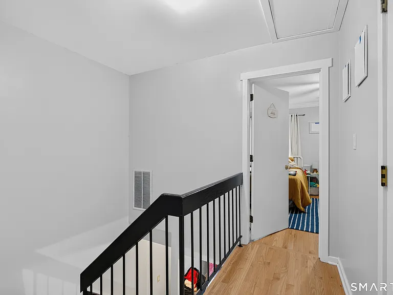 71 Aiken St #A1 — Photo 22