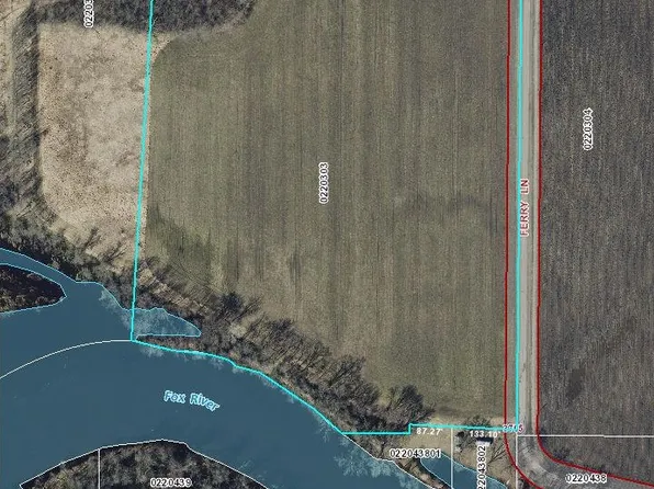 Ferry Ln, Omro, WI 54963