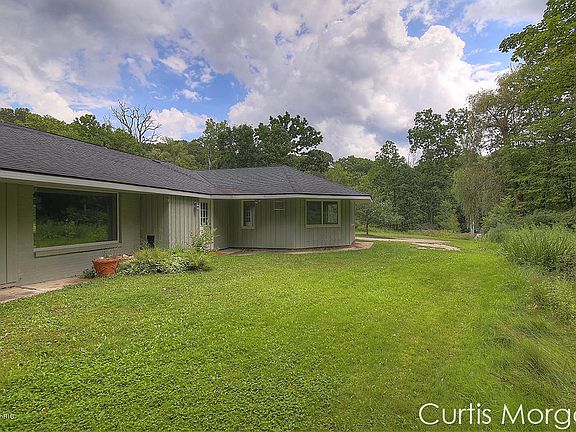 4th image of 109 Honey Creek Ave NE