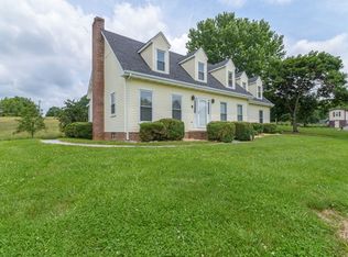 17229 Wyndale Rd, Abingdon, VA 24210