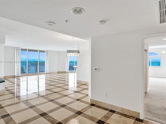 4th image of 100 S Birch Rd APT 906B