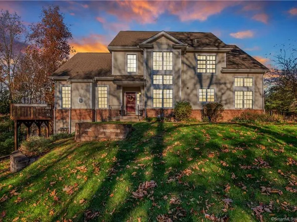 9 Cassandra Boulevard #1, West Hartford, CT 06107