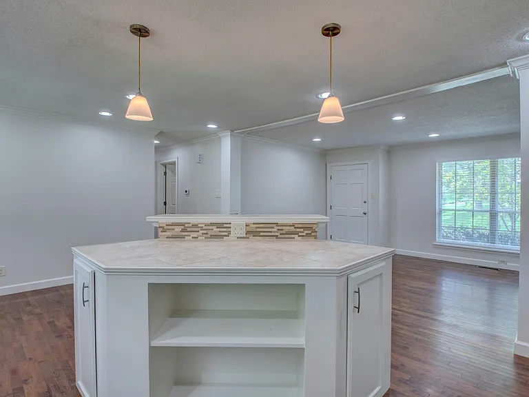 2707 Ottawa Dr — Photo 9