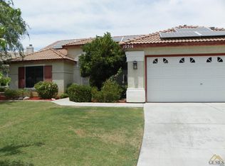 10314 Roehampton Ave, Bakersfield, CA 93312
