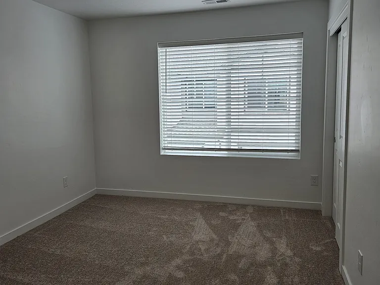 4148 W Perspective St — Photo 10
