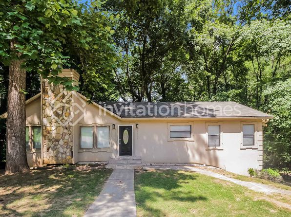5067 Cavalier Dr SE