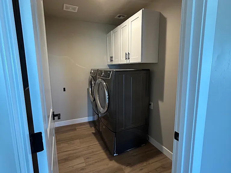 12217 Bliss Ave — Photo 2