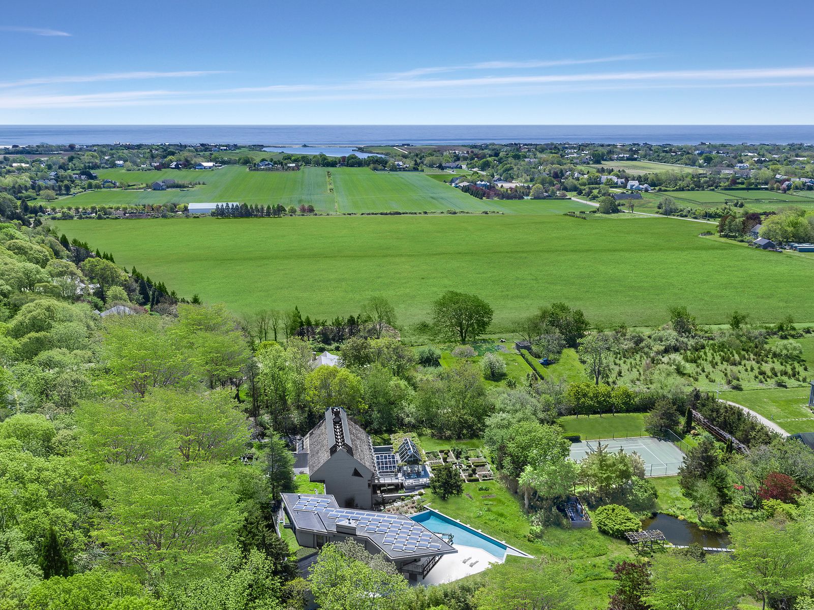 40 Sayres Path, Wainscott, NY 11975 Out East