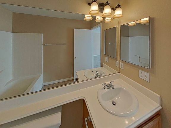 5th image of 339 Judith Ann Ct