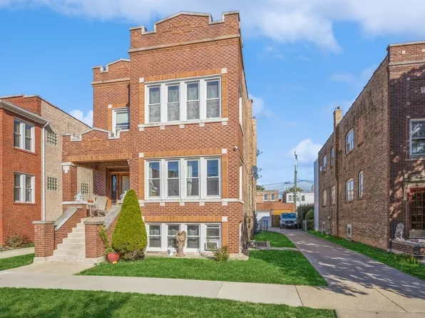 2237 Elmwood Ave, Berwyn, IL 60402