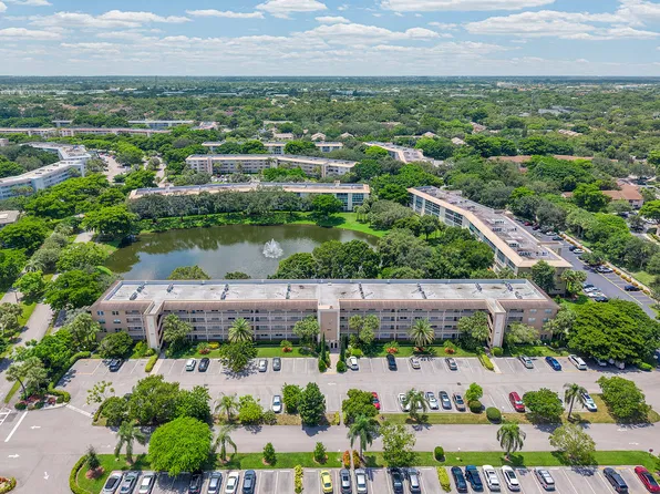 2202 LUCAYA Bend #C3, Coconut Creek, FL 33066