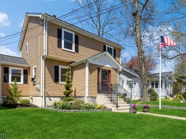 13 Dodd Rd, West Caldwell Twp., NJ 07006