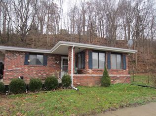 409 W Main St, Hardin, IL 62047