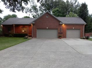 2545 Cox Mill Rd, Hopkinsville, KY 42240