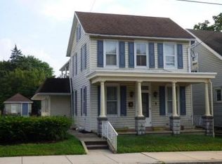 936 Main St, Akron, PA 17501