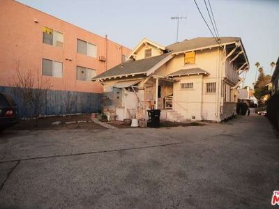 915 Irolo St, Los Angeles, CA, 90006