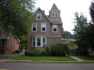 495 River Rd, New Milford, NJ 07646