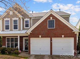 2319 Arbor Vista Dr, Charlotte, NC 28262