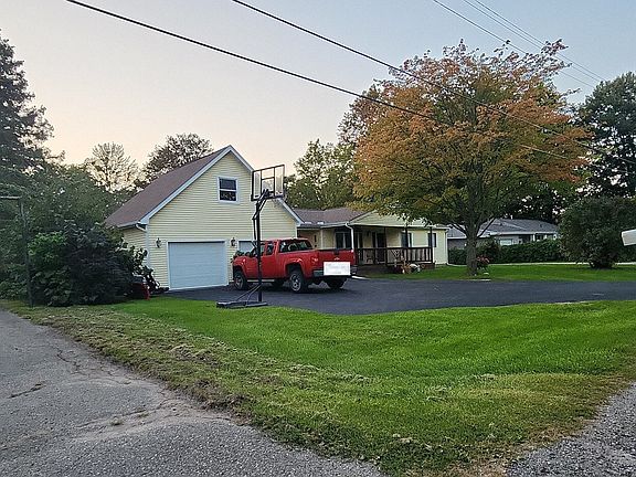 3rd image of 11439 London Ln