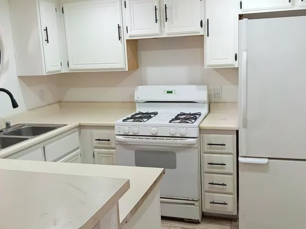 840 N Sloan Ln APT 202, Sunrise Manor, NV 89110