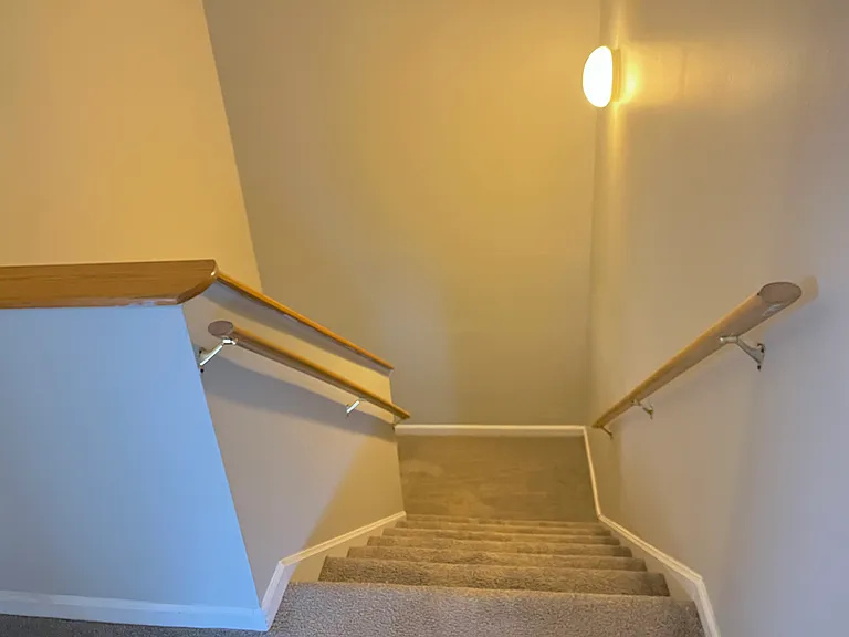 3660 Walden Dr — Photo 13