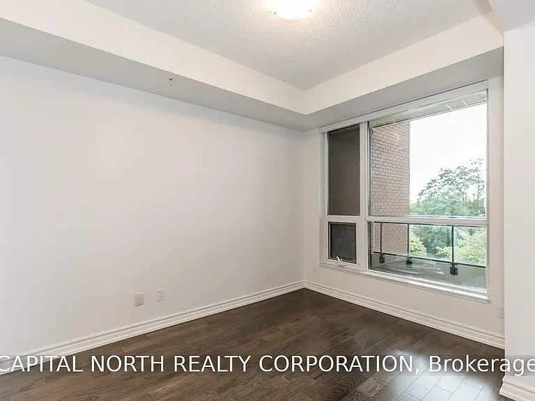 23 Glebe Rd W #403 — Photo 10