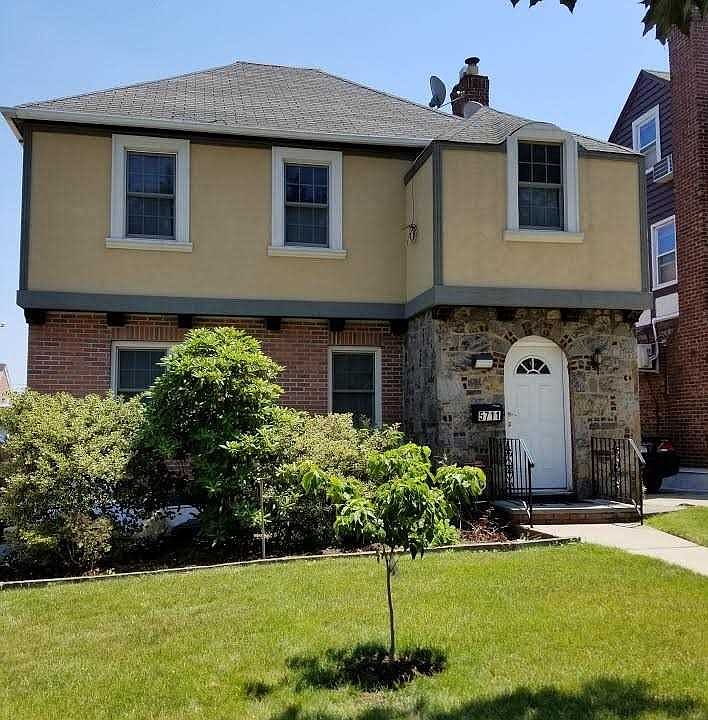 2nd image of 5711 146th St