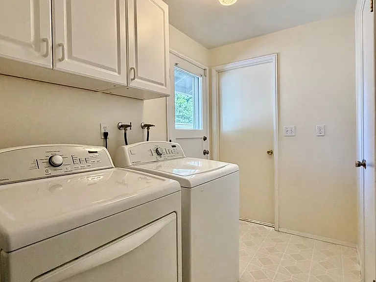16508 NE 19th Pl — Photo 20