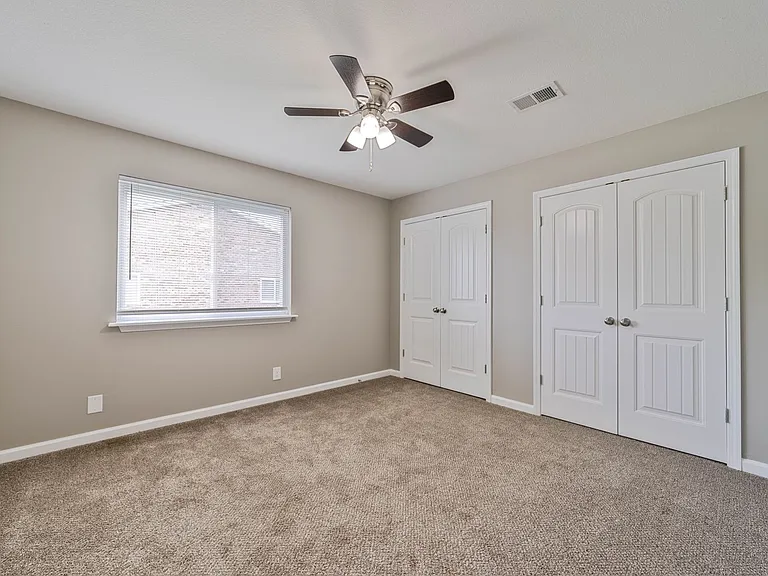 Autumn Ridge Apartment Community — Photo 68