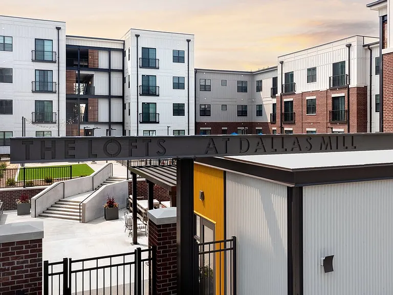 The Lofts at Dallas Mill — Photo 25