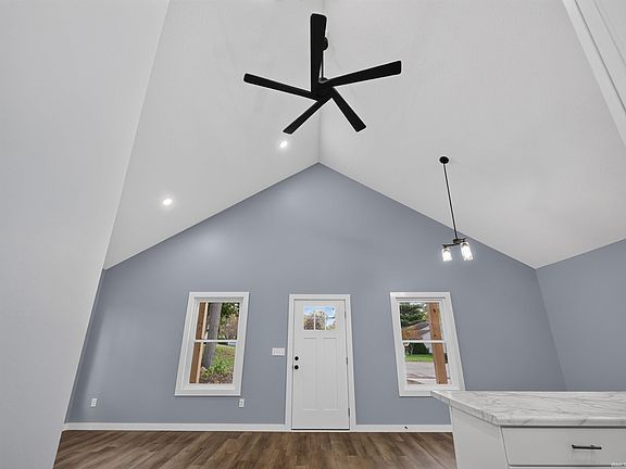 5th image of 4403 Eagledale Ct