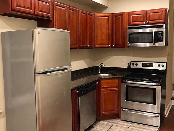 2nd image of 4039 Green St Floor 2