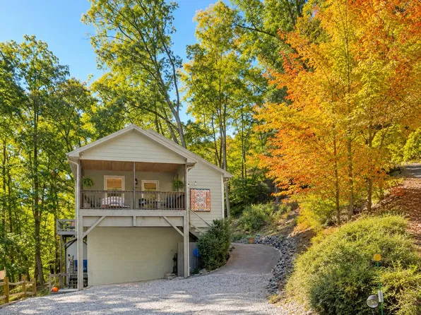115 Laurel Wood Dr, Mars Hill, NC 28754