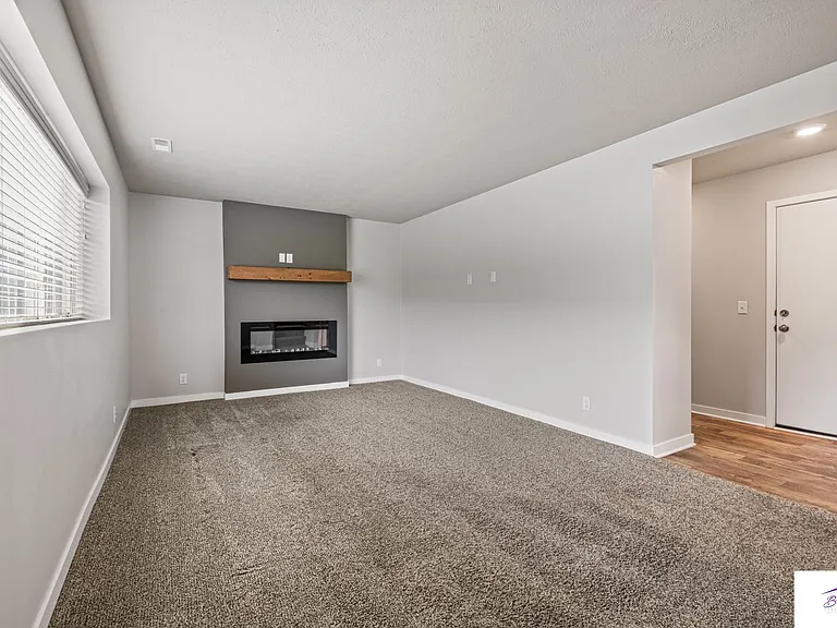 7825 N 147th Ave — Photo 10