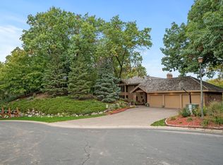 13188 Cardinal Creek Rd, Eden Prairie, MN 55346