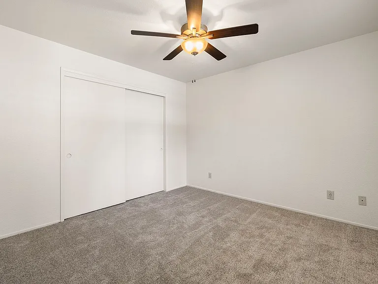Amanda Place Apartments — Photo 77