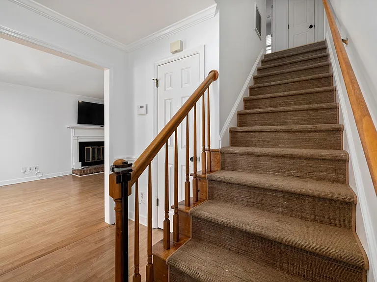 3804 Zenith Pl — Photo 23