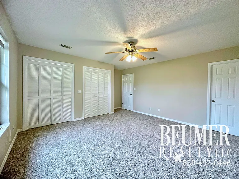 5027 Shoshone Dr — Photo 16