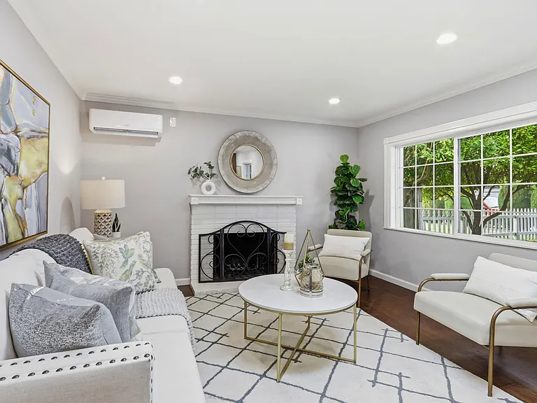 275 Beechnut Ave — Photo 4