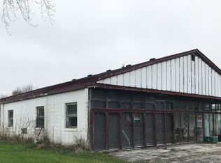 W4844 Bluff Rd, East Troy, WI 53120