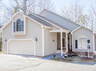 857 Indian Valley Dr, Burlington, NC 27217